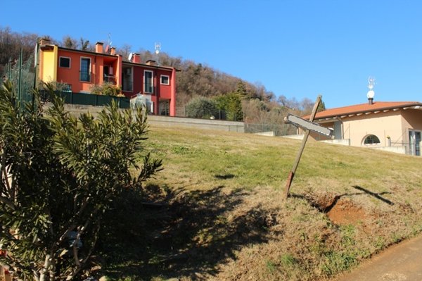 bifamiliare in vendita a Val Liona in zona Villa del Ferro