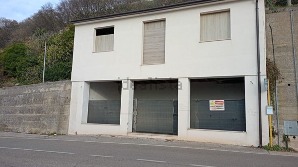 appartamento in vendita a Val Liona