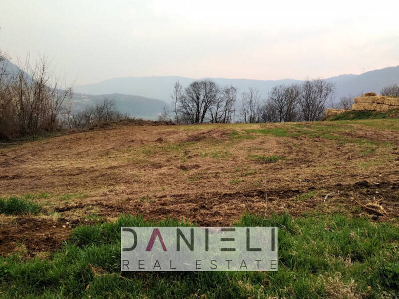 terreno edificabile in vendita a Val Liona