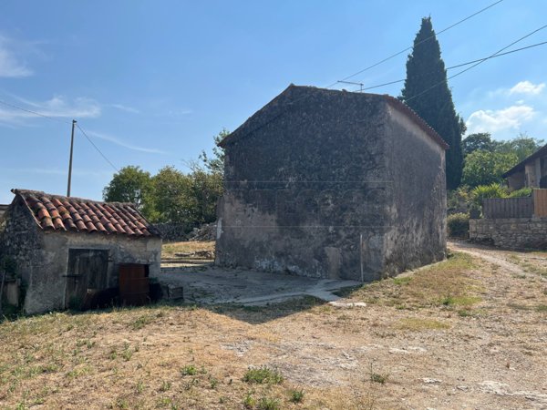 casale in vendita a Val Liona in zona Villa del Ferro