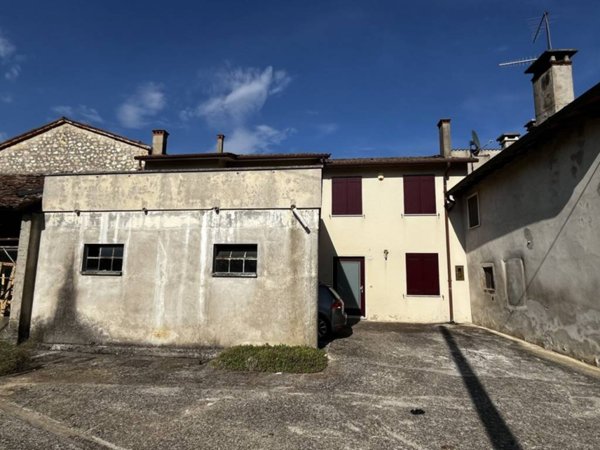 casa indipendente in vendita a Val Liona in zona Pederiva