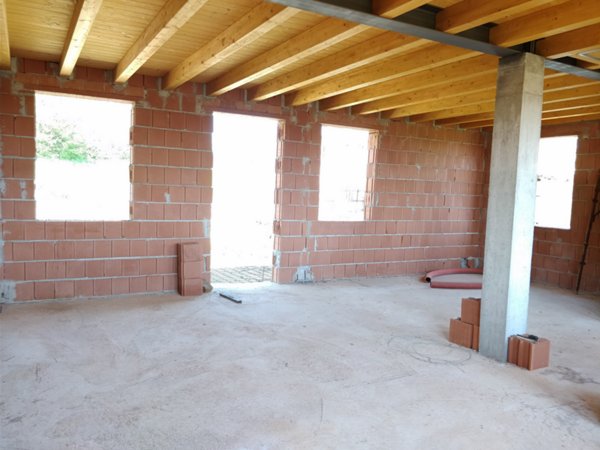 casa indipendente in vendita a Barbarano Mossano in zona San Giovanni in Monte
