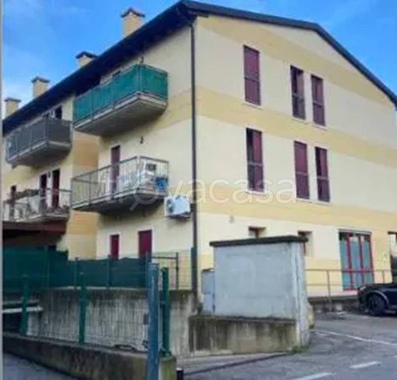 appartamento in vendita a Barbarano Mossano in zona Barbarano Vicentino