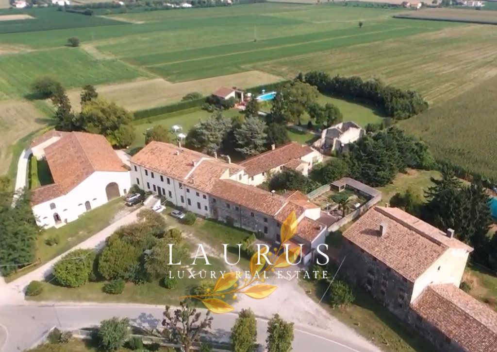 casa indipendente in vendita a Barbarano Mossano