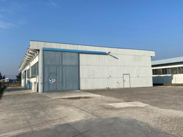 locale commerciale in vendita a Barbarano Mossano