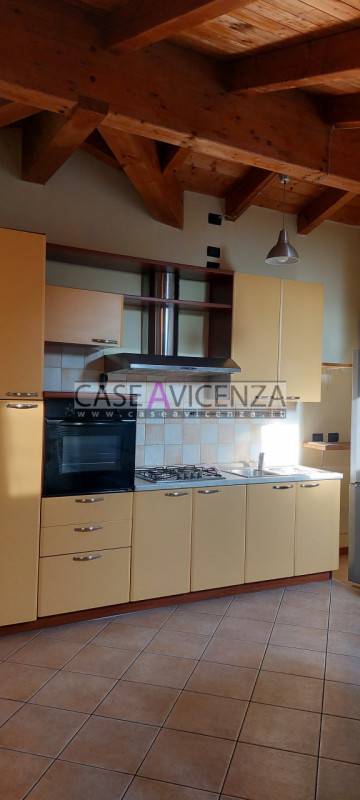 appartamento in vendita a Barbarano Mossano in zona Ponte di Barbarano