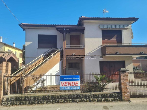 casa indipendente in vendita a Barbarano Mossano in zona Ponte di Barbarano