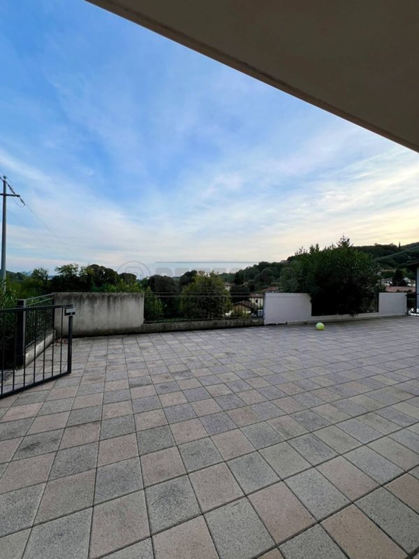 casa indipendente in vendita a Barbarano Mossano