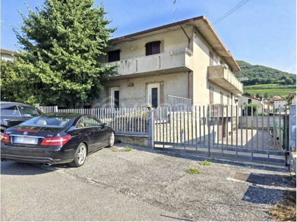 casa indipendente in vendita a Barbarano Mossano