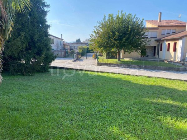 casa indipendente in vendita a Barbarano Mossano
