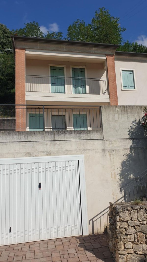 casa indipendente in vendita a Barbarano Mossano