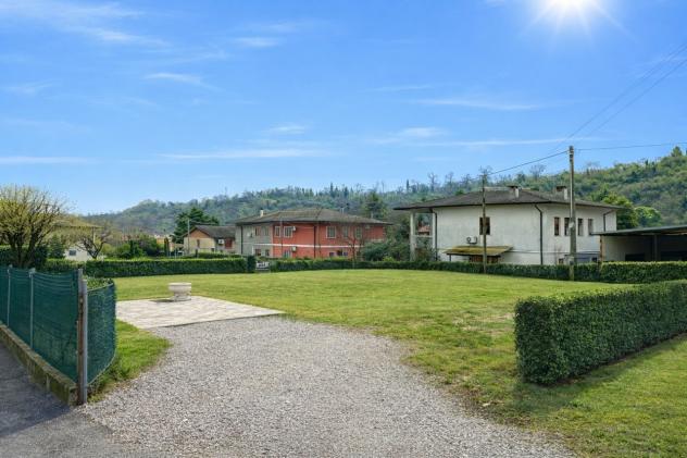 negozio in vendita a Barbarano Mossano in zona Barbarano Vicentino