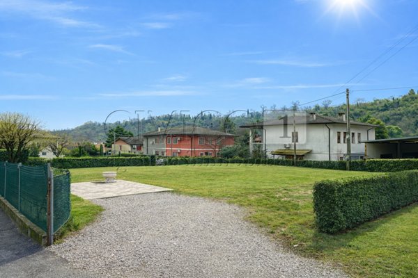 casa indipendente in vendita a Barbarano Mossano in zona Barbarano Vicentino