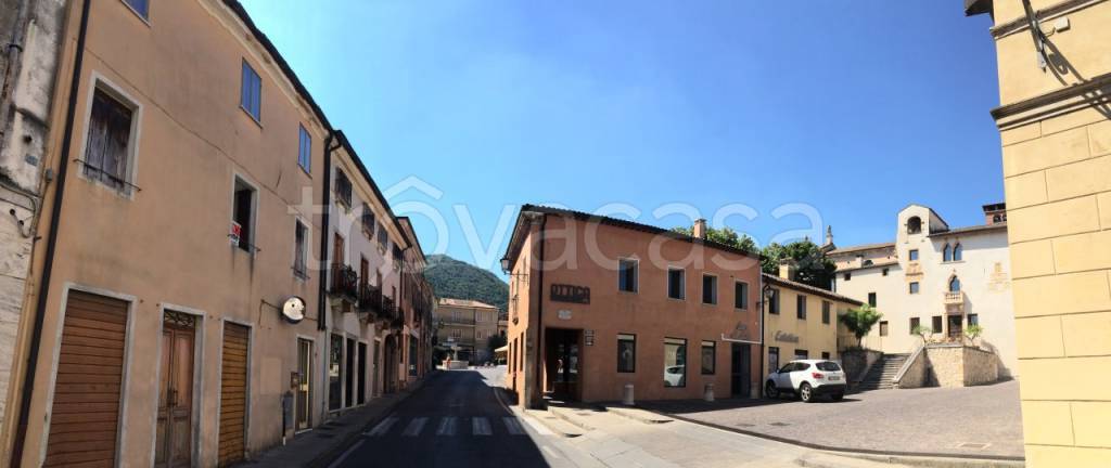 casa indipendente in vendita a Barbarano Mossano in zona Ponte di Barbarano