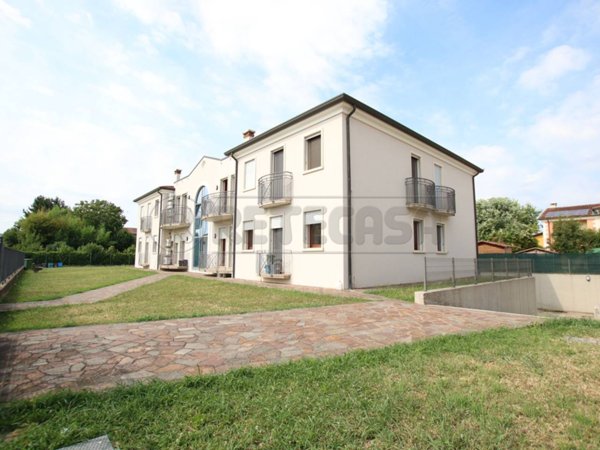 appartamento in vendita a Barbarano Mossano in zona Ponte di Barbarano