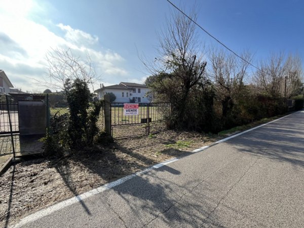 negozio in vendita a Barbarano Mossano in zona Ponte di Barbarano
