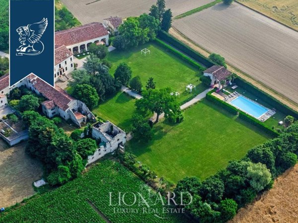 casa indipendente in vendita a Barbarano Mossano