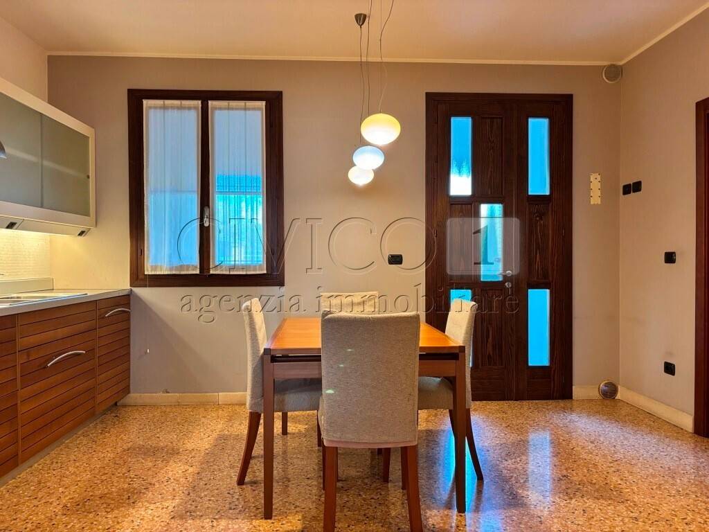 casa indipendente in vendita a Barbarano Mossano in zona Mossano