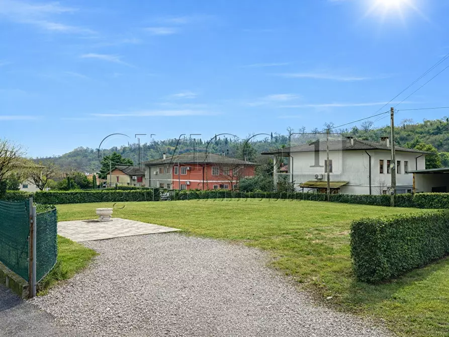 negozio in vendita a Barbarano Mossano in zona Barbarano Vicentino