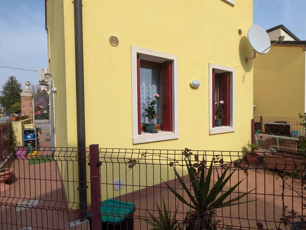 appartamento in vendita a Barbarano Mossano in zona Mossano