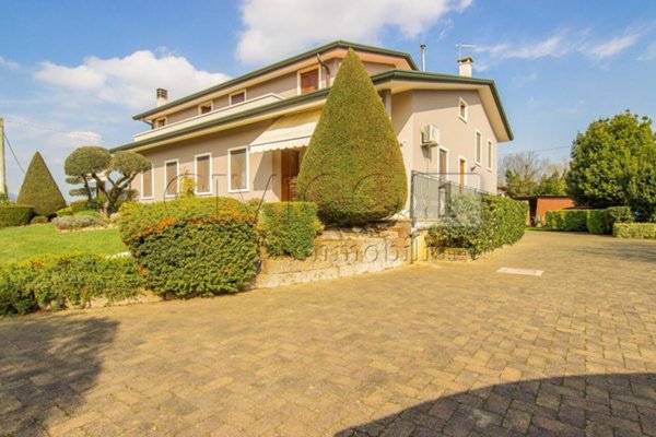 casa indipendente in vendita a Barbarano Mossano in zona Ponte di Barbarano