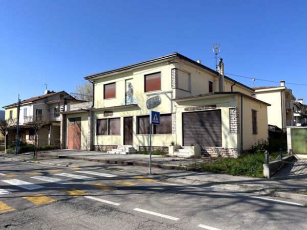 negozio in vendita a Barbarano Mossano in zona Mossano