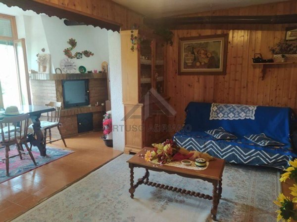 appartamento in vendita a Valbrenta in zona San Nazario