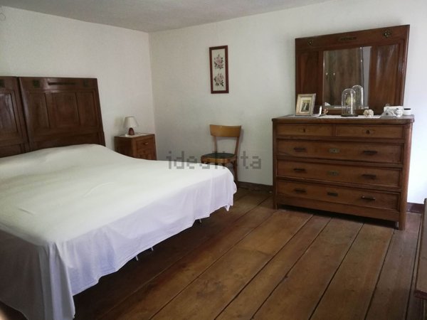 casa indipendente in vendita a Valbrenta in zona Valstagna