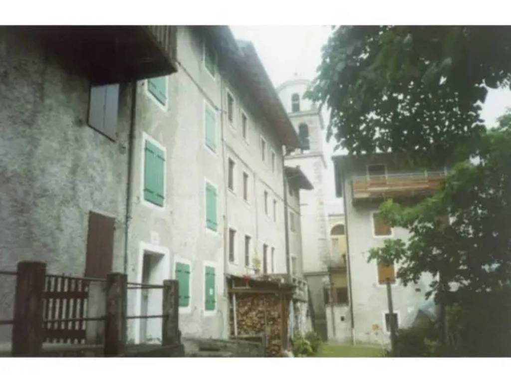 appartamento in vendita a Valbrenta