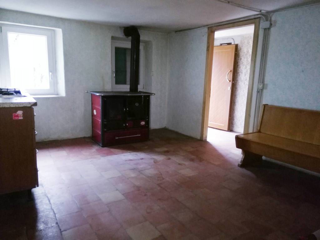 appartamento in vendita a Valbrenta