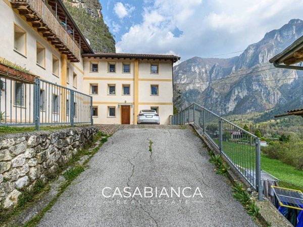 appartamento in vendita a Valbrenta in zona Valstagna