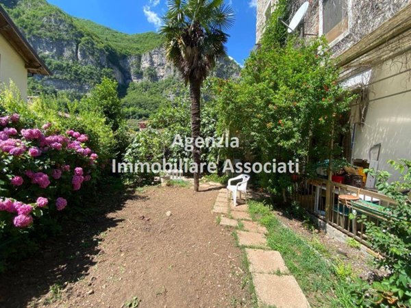 appartamento in vendita a Valbrenta
