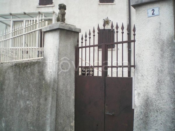 casa indipendente in vendita a Valbrenta in zona Campolongo sul Brenta