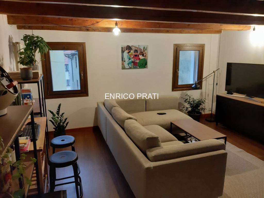 casa indipendente in vendita a Valbrenta in zona Campolongo sul Brenta