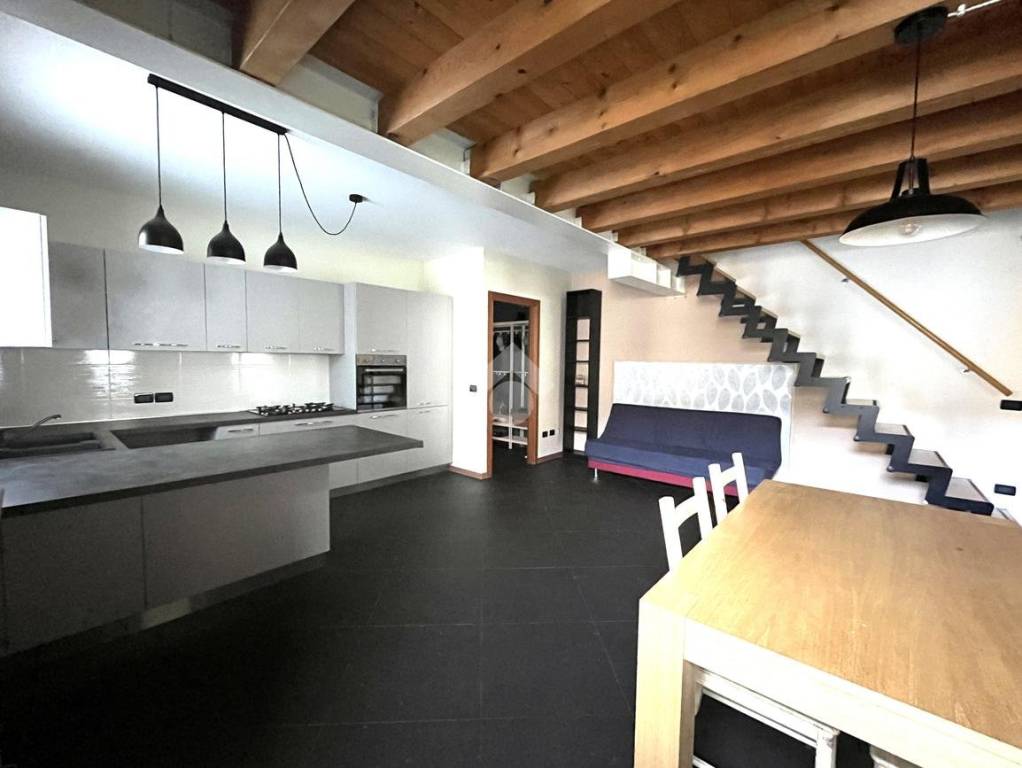 appartamento in vendita a Valbrenta in zona Valstagna