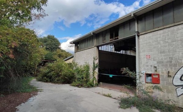 capannone in vendita a Valbrenta in zona Oliero