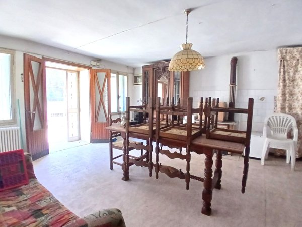 casa indipendente in vendita a Valbrenta in zona Valstagna