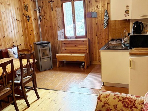 appartamento in vendita a Valbrenta