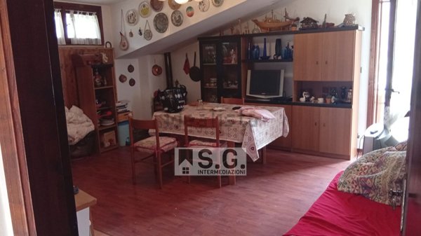 appartamento in vendita a Valbrenta in zona Primolano