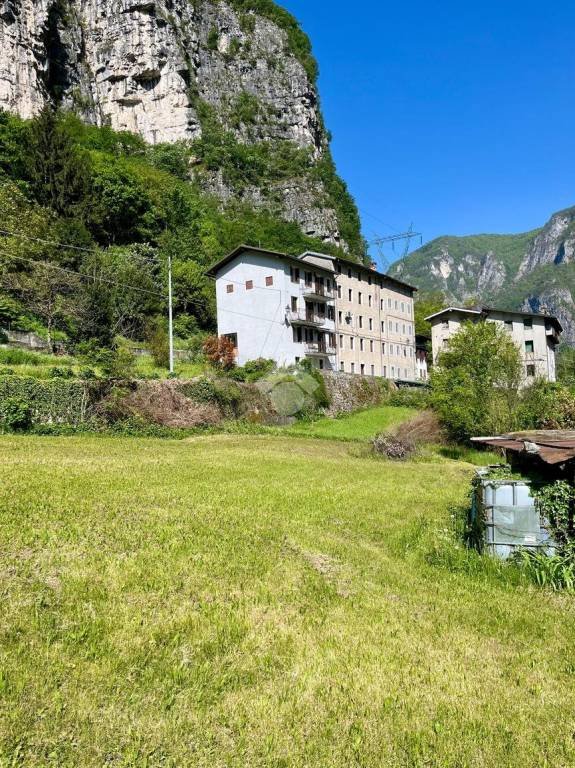 casa indipendente in vendita a Valbrenta in zona Costa
