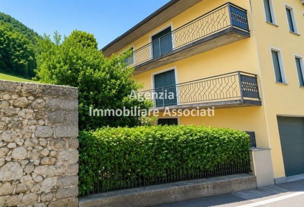 casa indipendente in vendita a Valbrenta in zona Valstagna