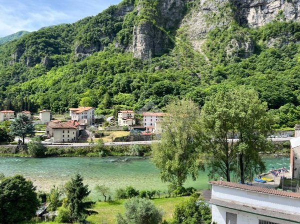 appartamento in vendita a Valbrenta in zona San Nazario