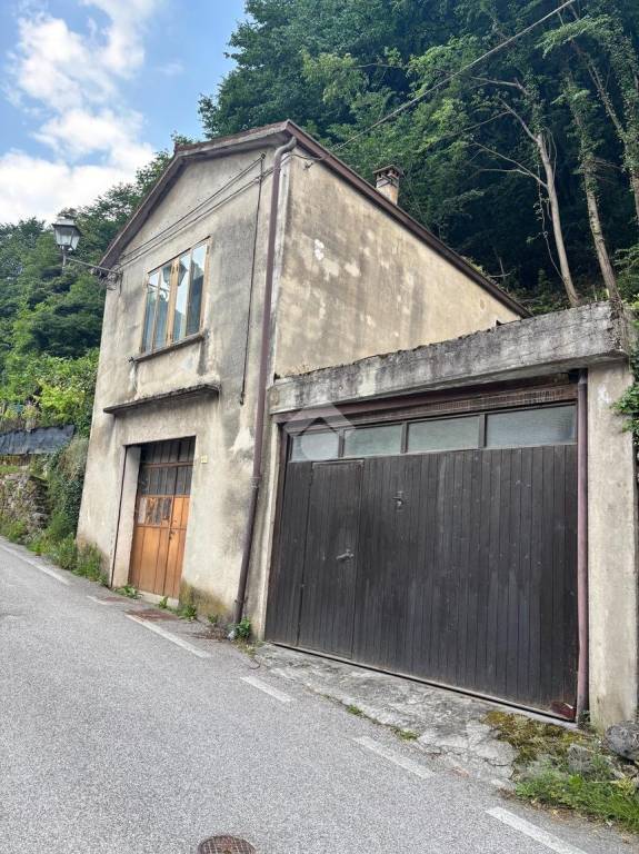 casa indipendente in vendita a Valbrenta in zona Valstagna