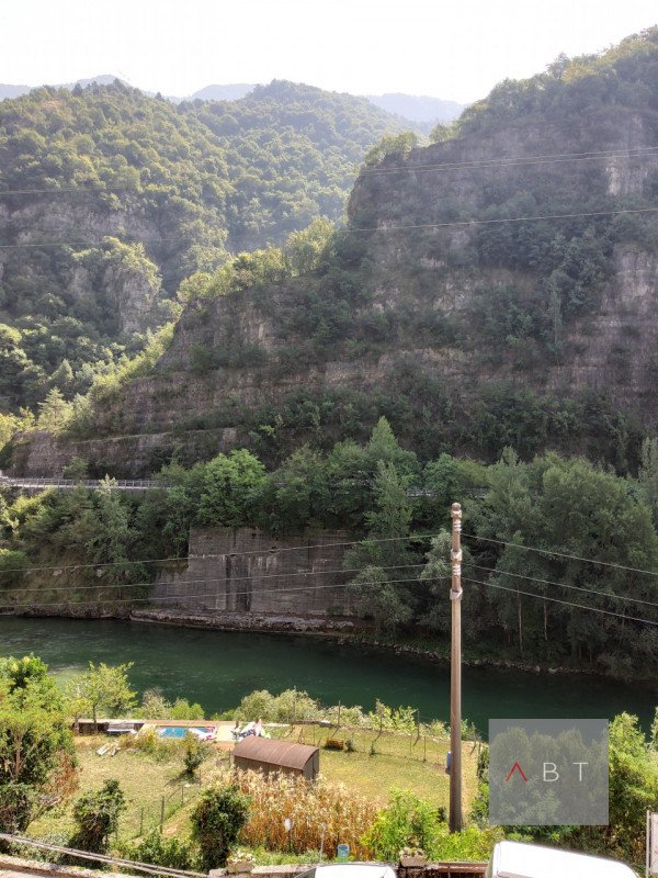 casa semindipendente in vendita a Valbrenta in zona Sasso Stefani