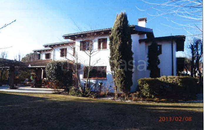 casa indipendente in vendita a Colceresa in zona Villa