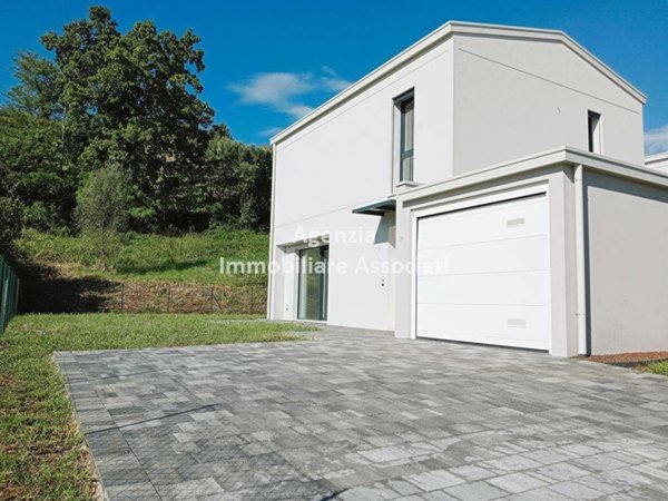 casa indipendente in vendita a Colceresa in zona Villa