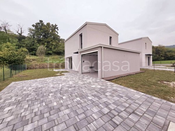 casa indipendente in vendita a Colceresa in zona Villa