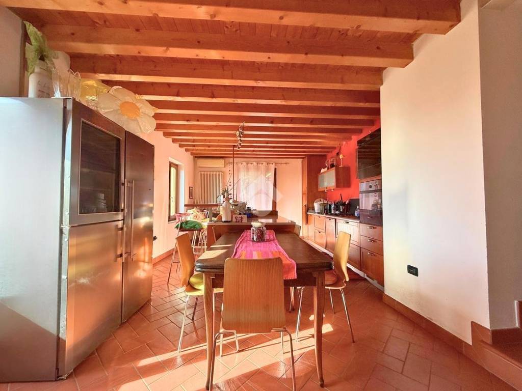 casa indipendente in vendita a Colceresa in zona Mure