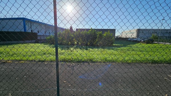 locale commerciale in vendita a Colceresa in zona Molvena