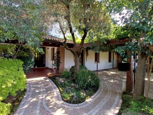 casa indipendente in vendita a Colceresa in zona Villa